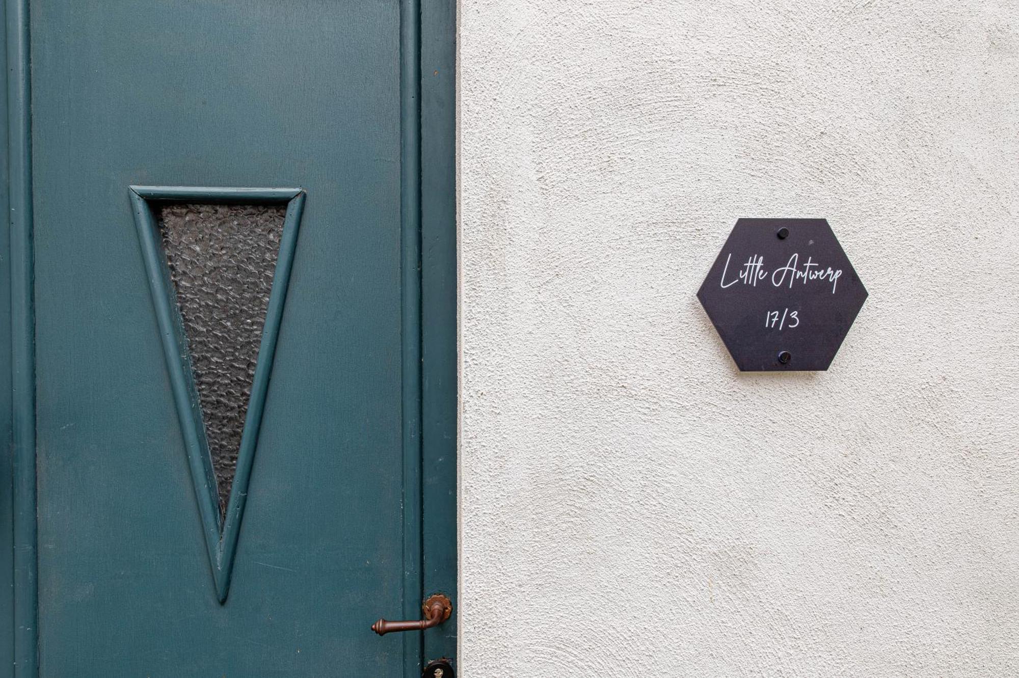 Little Antwerp Holiday Home Екстериор снимка